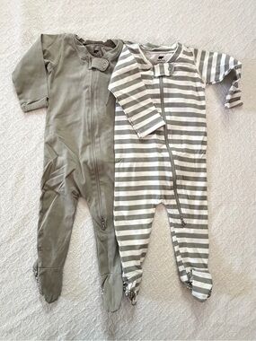 Monica + Andy Gray and White Stripe and Solid Footie Sleeper Bundle